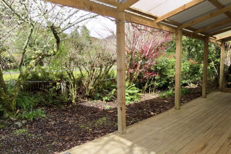 Photo of property in 25 Andersen Street, Blacks Point, Reefton, 7830
