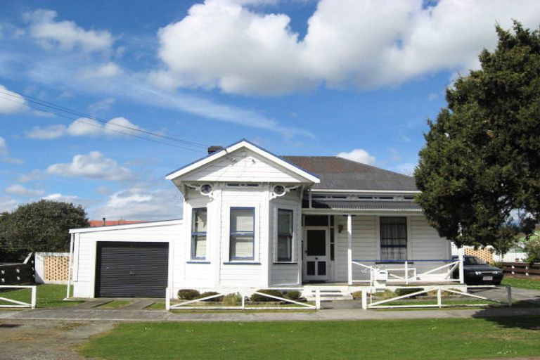 Photo of property in 12 Venn Street, Shannon, 4821