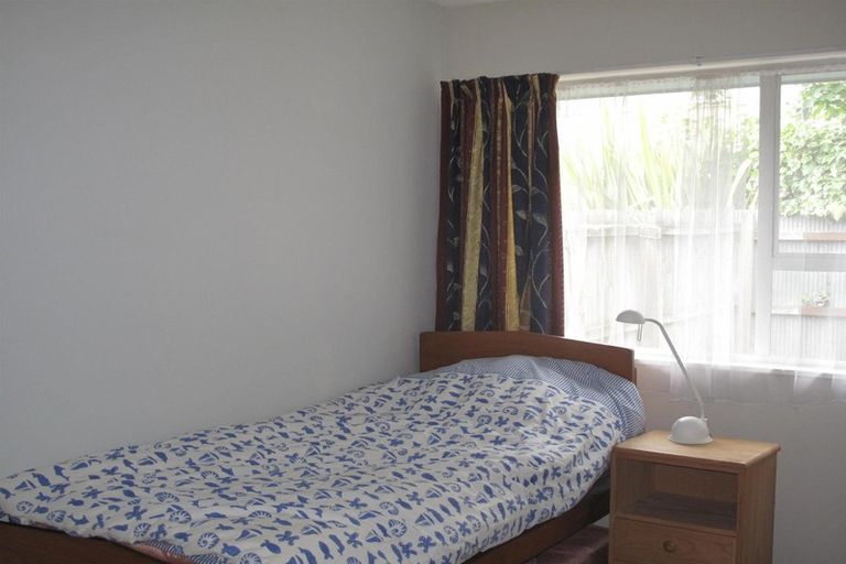 Photo of property in 2/372 Hereford Street, Linwood, Christchurch, 8011