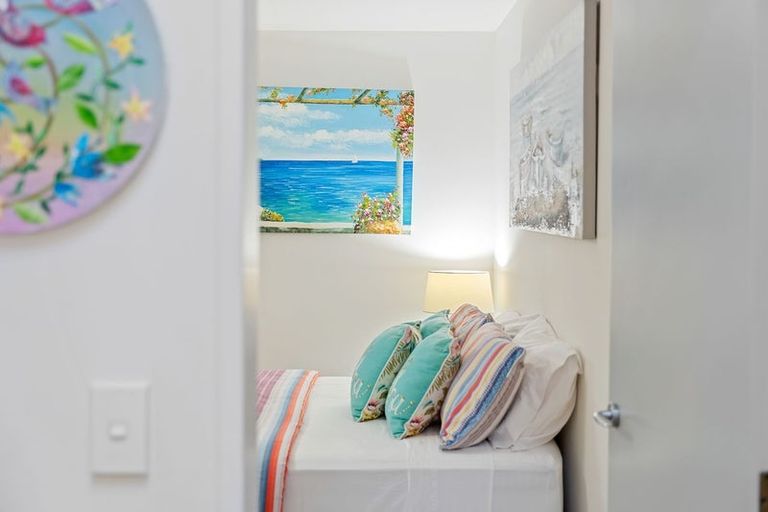 Photo of property in 82 Te Moana Road, Waikanae Beach, Waikanae, 5036