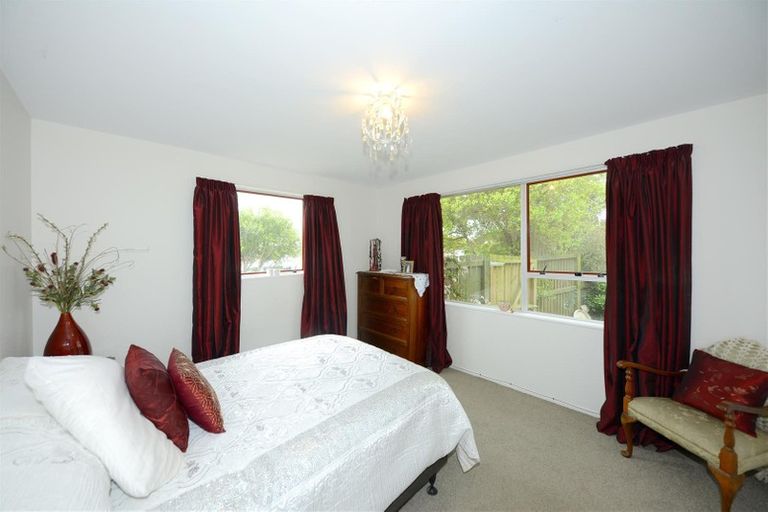 Photo of property in 65 Saint Heliers Crescent, Aranui, Christchurch, 8061