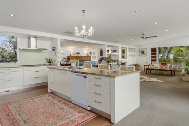 Photo of property in 3 Point Wells Road, Point Wells, Warkworth, 0986