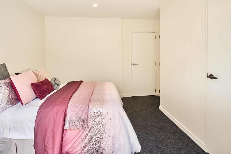 Photo of property in 45 John Street, Stokes Valley, Lower Hutt, 5019