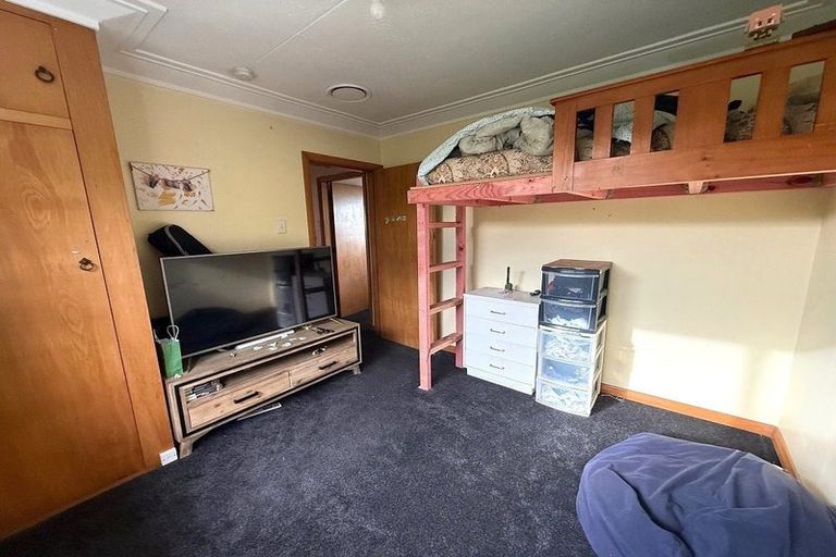 Photo of property in 239 Pine Hill Road, Dalmore, Dunedin, 9010