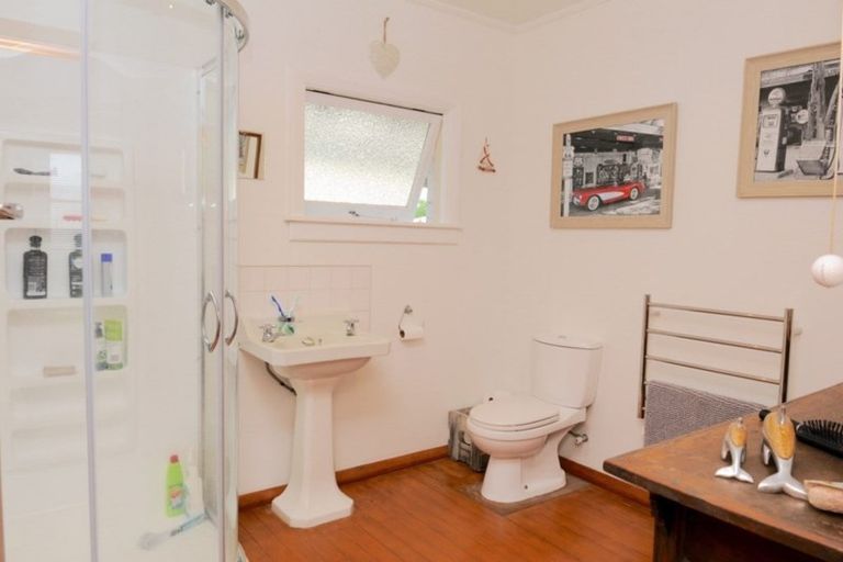 Photo of property in 9 Boyes Road, Waimate, 7978