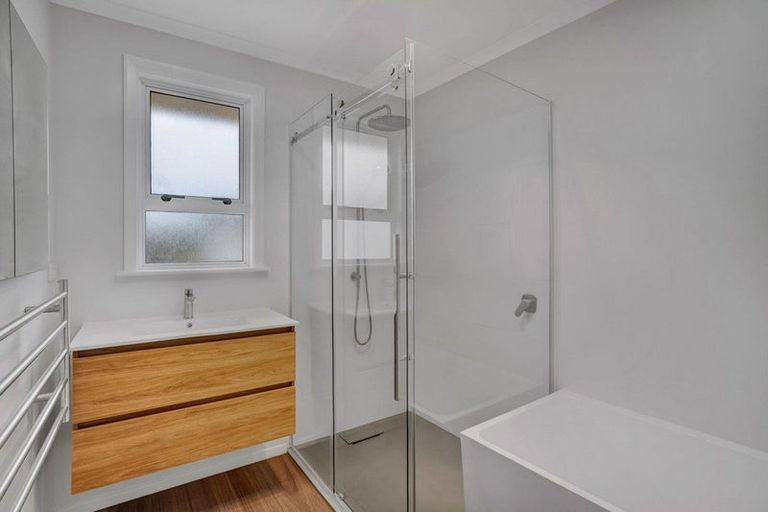 Photo of property in 58 Reid Avenue, Hawera, 4610