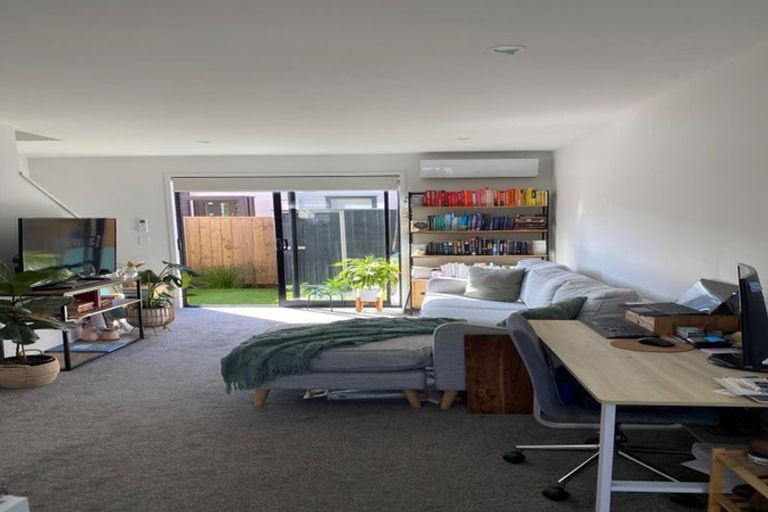 Photo of property in 3/31 Waiwhetu Road, Waiwhetu, Lower Hutt, 5010