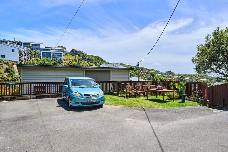 Photo of property in 21 View Road, Titahi Bay, Porirua, 5022