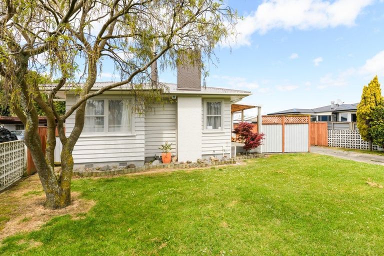 Photo of property in 8 Anakiwa Street, Kelvin Grove, Palmerston North, 4414