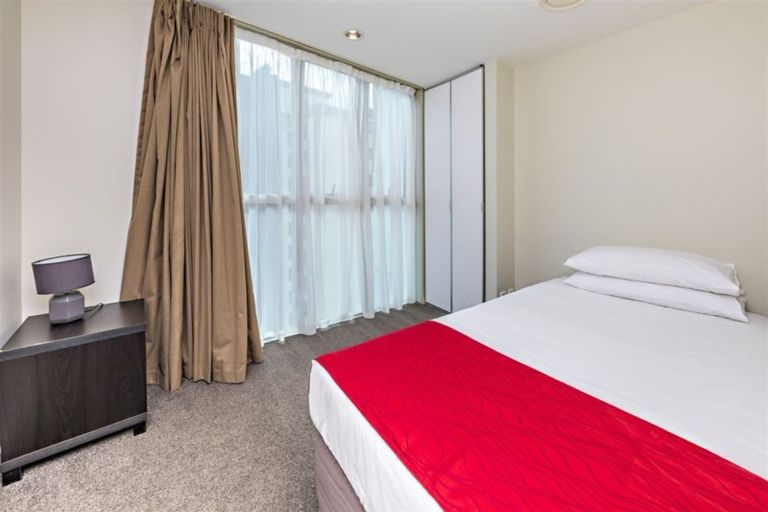Photo of property in Proximity Apartments, 508/17 Osterley Way, Manukau, Auckland, 2104