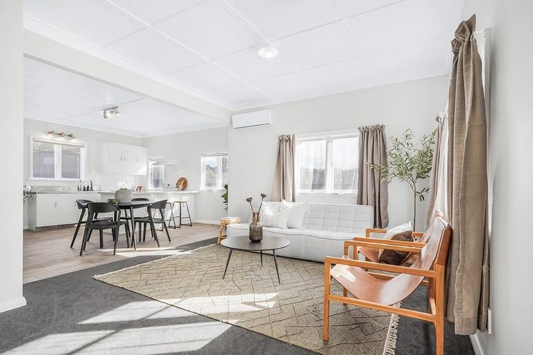 Photo of property in 35 Cureton Street, Morrinsville, 3300