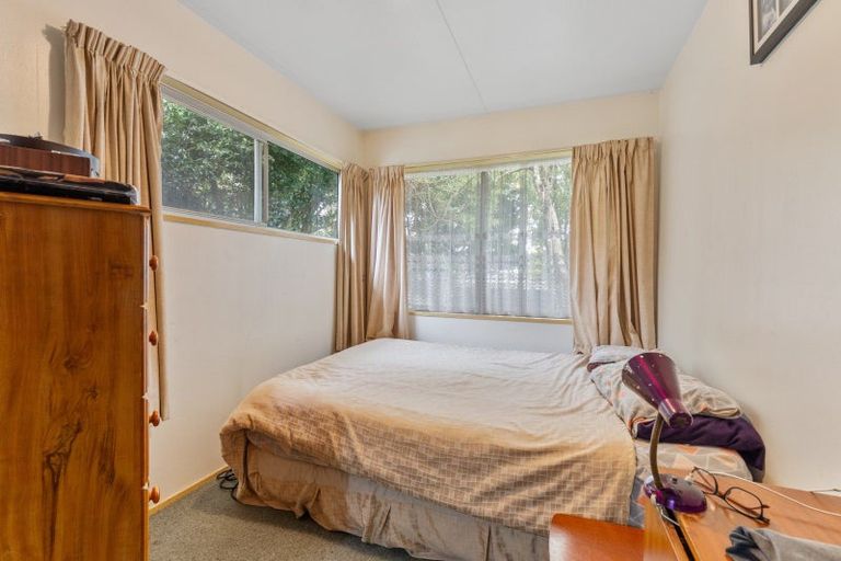 Photo of property in 79 Pahiatua Street, Hokowhitu, Palmerston North, 4410