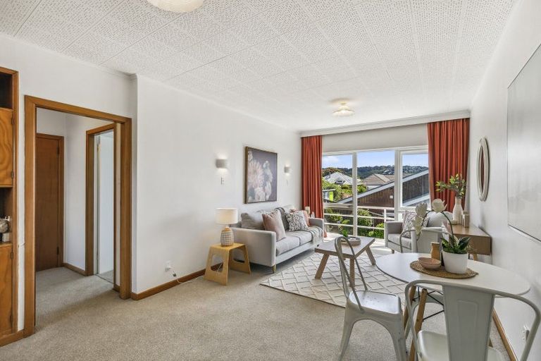 Photo of property in 8 Naughton Terrace, Kilbirnie, Wellington, 6022