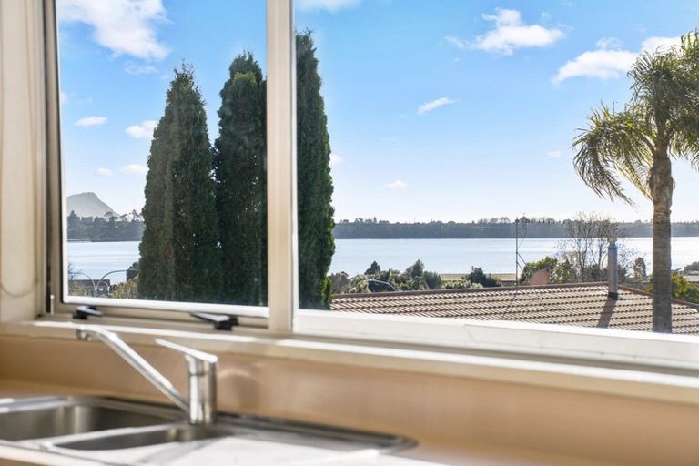 Photo of property in 15 Homestead Place, Welcome Bay, Tauranga, 3112