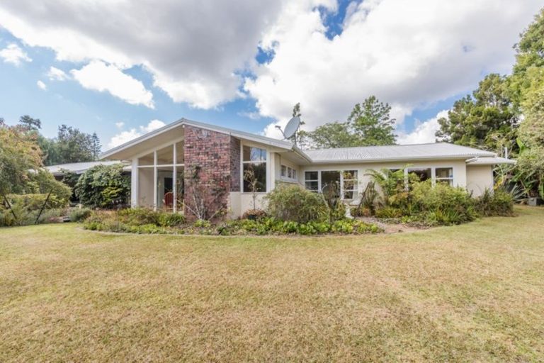 Photo of property in 73 Riddell Road, Kerikeri, 0230