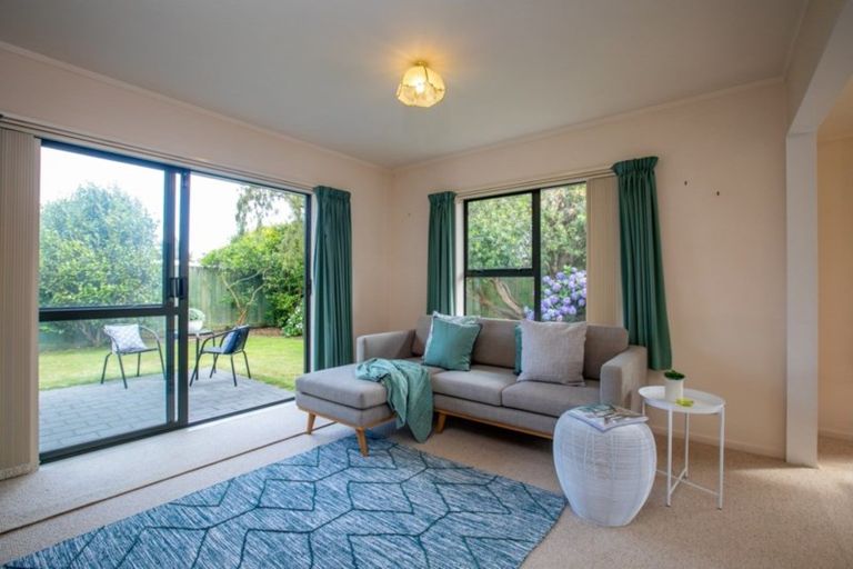 Photo of property in 52a Parata Street, Waikanae, 5036