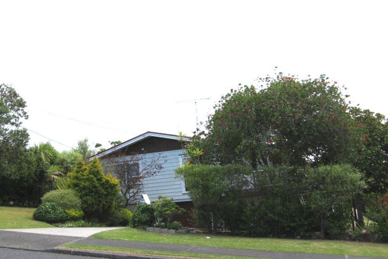 Photo of property in 96 Deep Creek Road, Torbay, Auckland, 0630