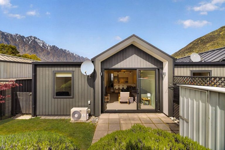 Photo of property in 5/39 Cherry Blossom Avenue, Frankton, Queenstown, 9300