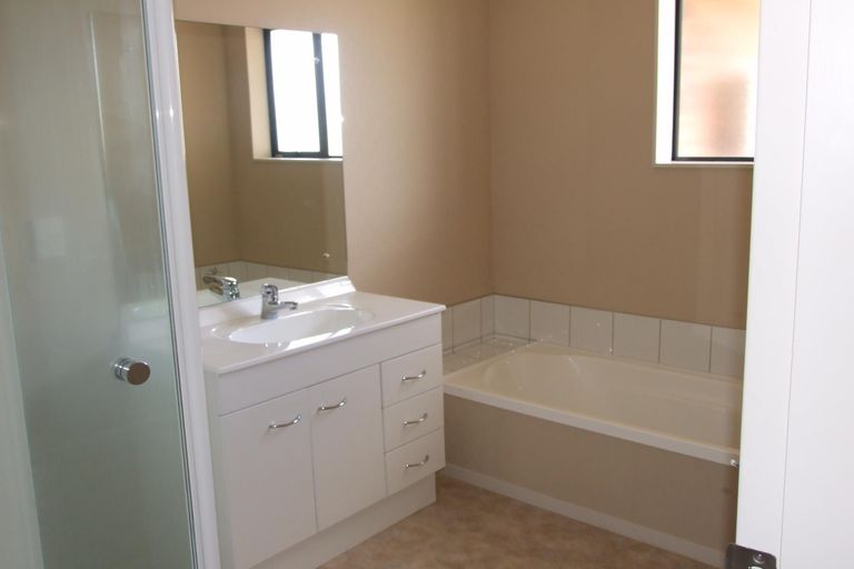 Photo of property in 53 Meridian Grove, Kelvin Grove, Palmerston North, 4414