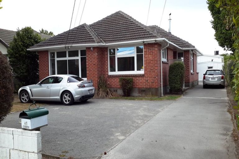 Photo of property in 41 Acacia Avenue, Upper Riccarton, Christchurch, 8041