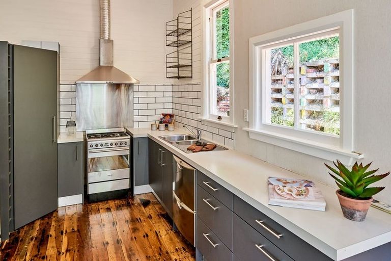 Photo of property in 36 Bruce Avenue, Brooklyn, Wellington, 6021