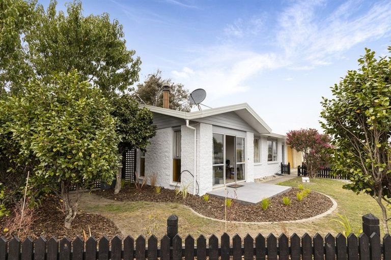 Photo of property in 42c Hutcheson Street, Mayfield, Blenheim, 7201