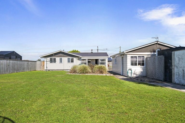 Photo of property in 23 Phillips Street, Sanson, 4817