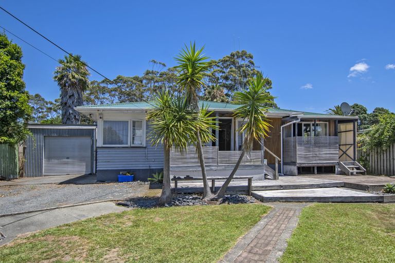 Photo of property in 39 Cockburn Street, Onerahi, Whangarei, 0110