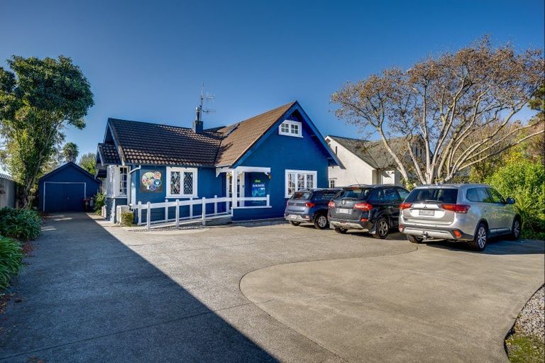 Photo of property in 810 Heretaunga Street East, Parkvale, Hastings, 4122