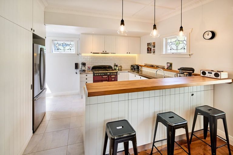 Photo of property in 8 Blakey Avenue, Karori, Wellington, 6012