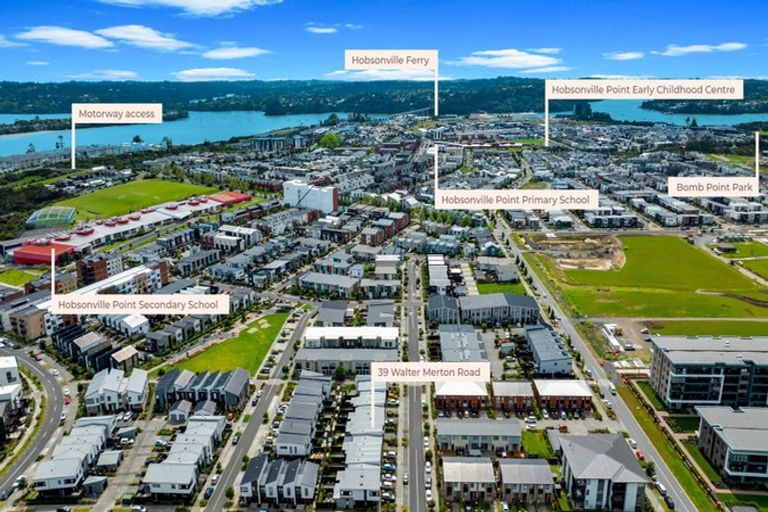 Photo of property in 39 Walter Merton Road, Hobsonville, Auckland, 0616