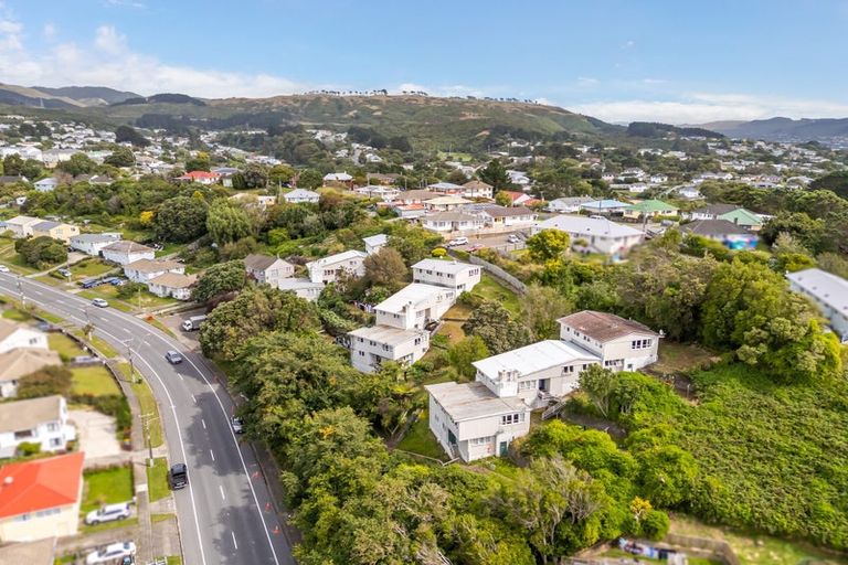 Photo of property in 148-152 Champion Street, Cannons Creek, Porirua, 5024
