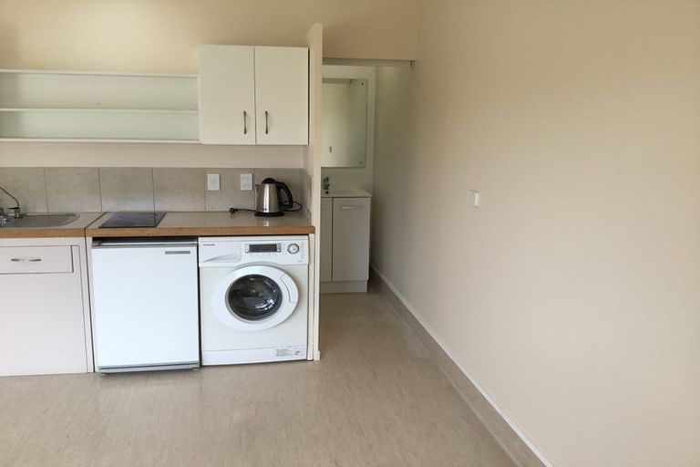 Photo of property in 90 Ridge Road, Howick, Auckland, 2014