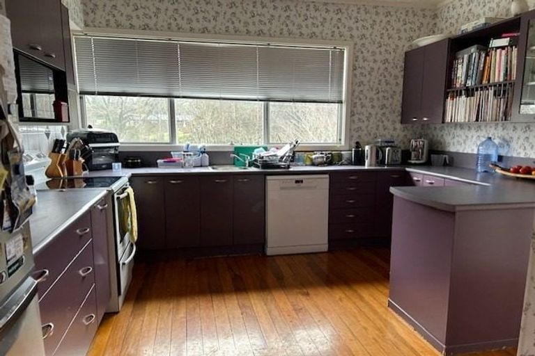 Photo of property in 27 Titoki Street, Lansdowne, Masterton, 5810