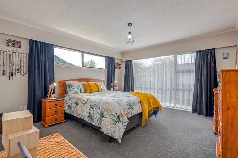Photo of property in 111 College Street, Awapuni, Palmerston North, 4412