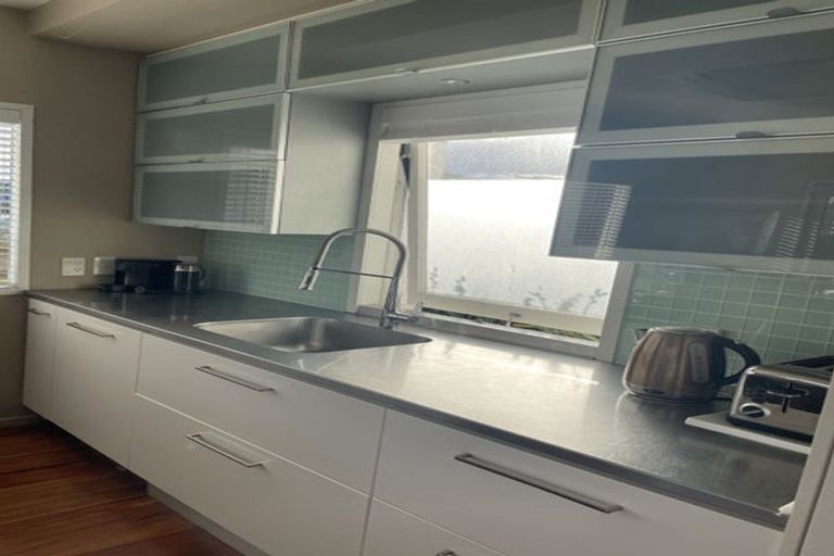 Photo of property in 1/3 Jutland Road, Hauraki, Auckland, 0622