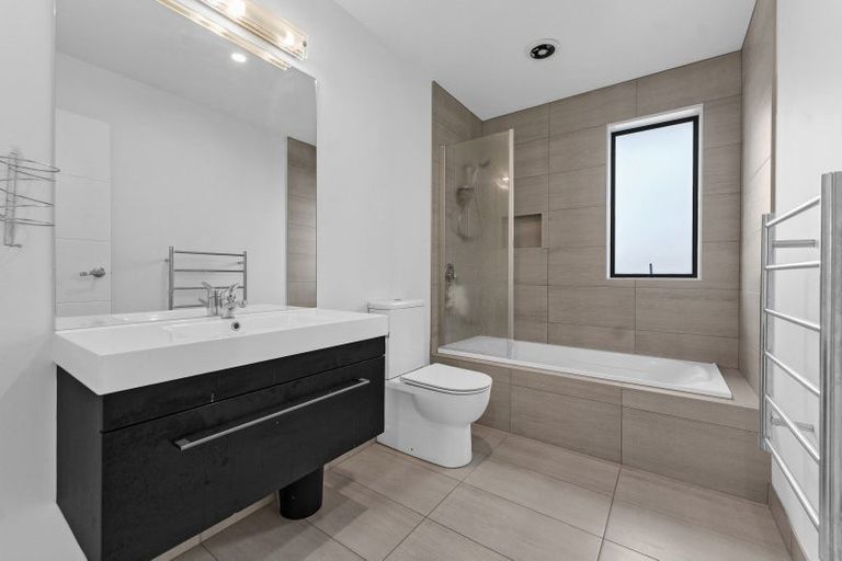 Photo of property in 5 Tomairangi Crescent, Pukekohe, 2120