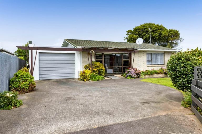 Photo of property in 24a Albion Street, Hawera, 4610
