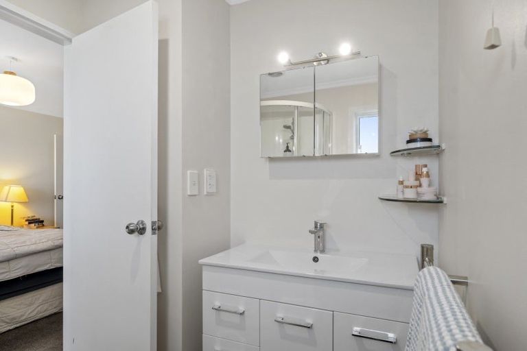 Photo of property in 25 Boundary Road, Waipahihi, Taupo, 3330