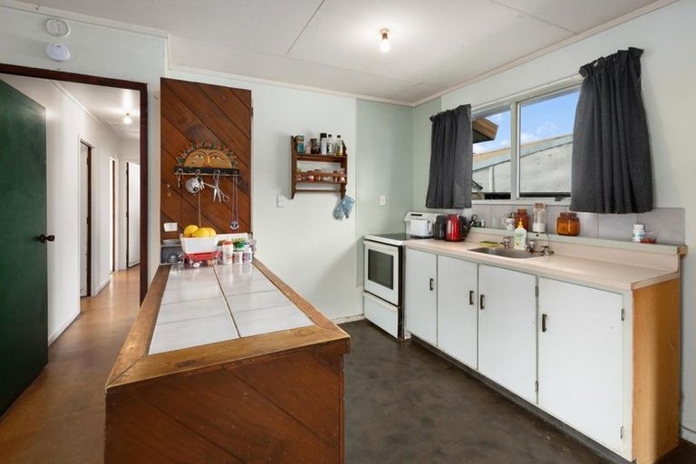 Photo of property in 34 Koutunui Road, Athenree, Waihi Beach, 3177