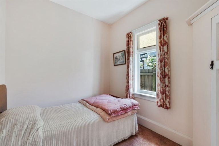 Photo of property in 122 Strickland Street, Sydenham, Christchurch, 8023