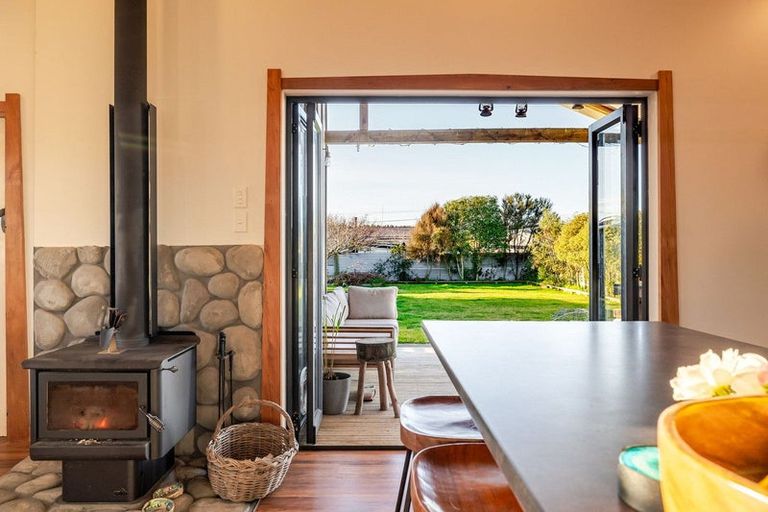 Photo of property in 21 Norton Street, Foxton Beach, Foxton, 4815