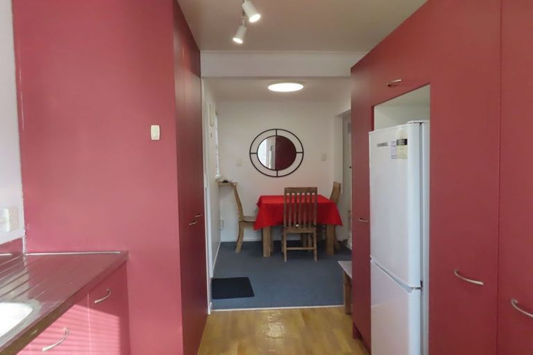 Photo of property in 60 Beazley Avenue, Paparangi, Wellington, 6037