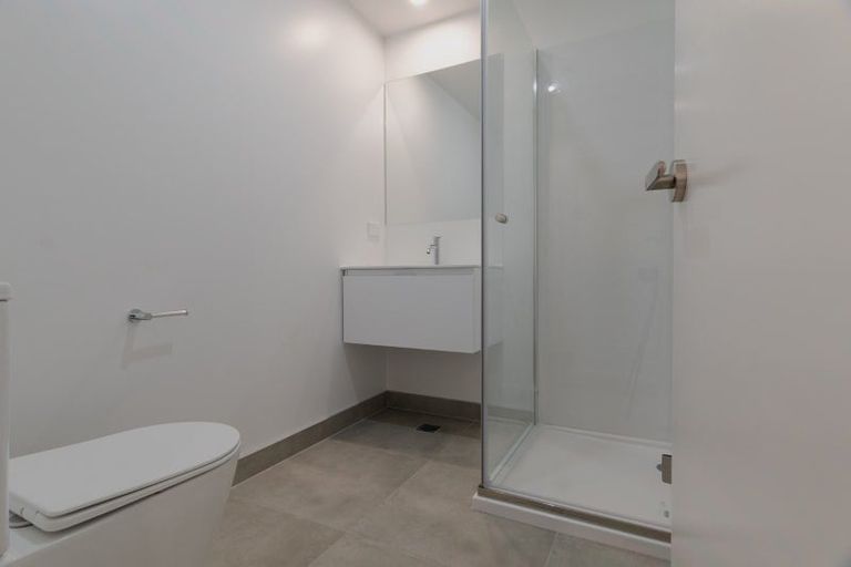 Photo of property in 39 Clay Works Lane, New Lynn, 0600