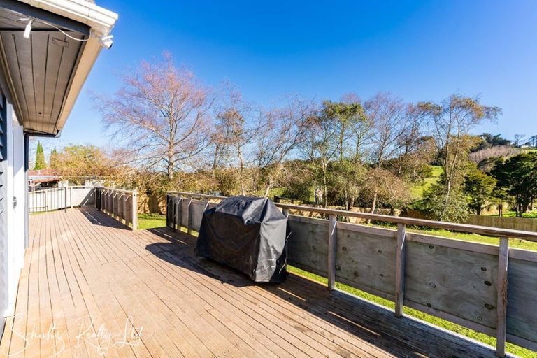 Photo of property in 17a Ash Street, Maungaturoto, 0520