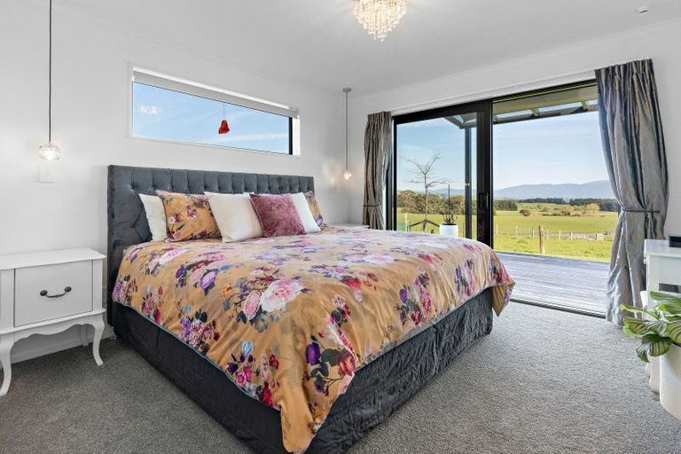 Photo of property in 195c Millars Road, Longbush, Carterton, 5792