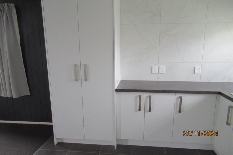 Photo of property in 17 Oreil Avenue, West Harbour, Auckland, 0618