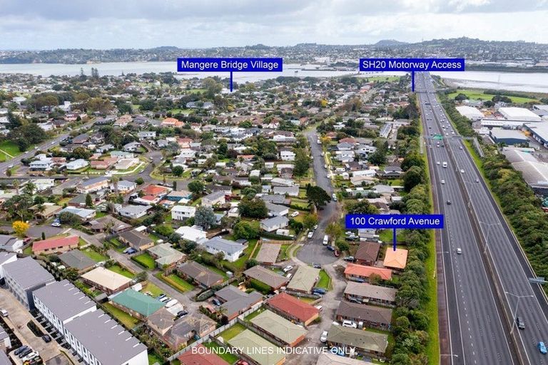 Photo of property in 100 Crawford Avenue, Mangere Bridge, Auckland, 2022