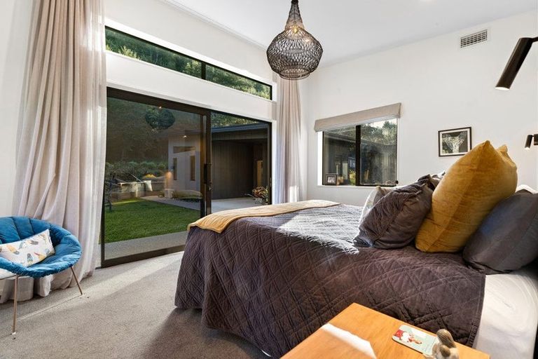 Photo of property in 13 Arbor Lane, Mount Creighton, Queenstown, 9371