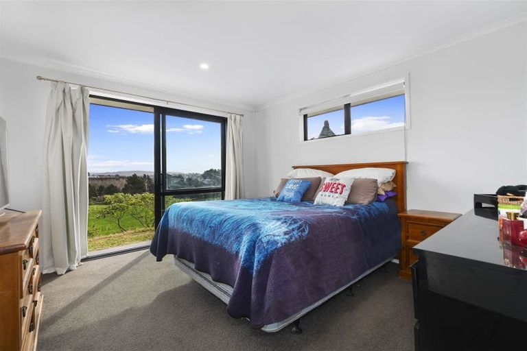 Photo of property in 24 Kirk Lane, Ohauiti, Tauranga, 3112